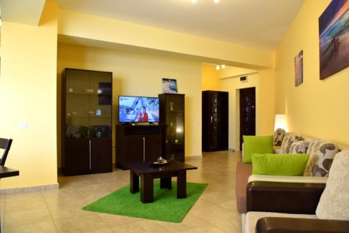 Summerland Fun Apartment