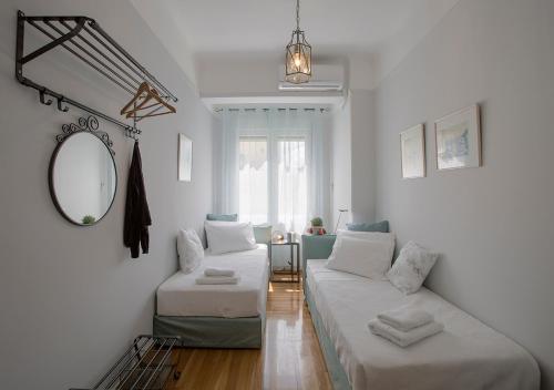 Attractive Flat near the Acropolis Museum & Metro Station by Athenian Homes, Atény (fotografie 9)