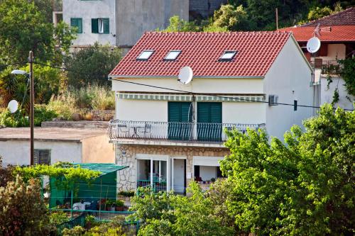  Apartments Zanze in Maslinica