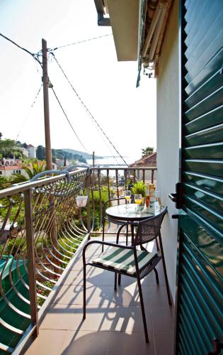  Apartments Zanze in Maslinica