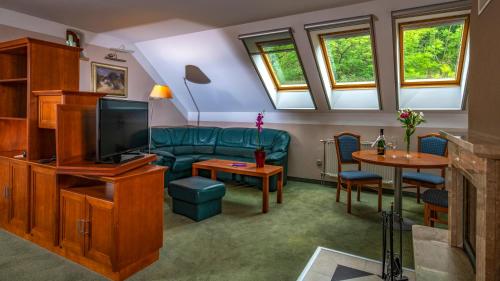 Betekints Wellness Hotel - image 11