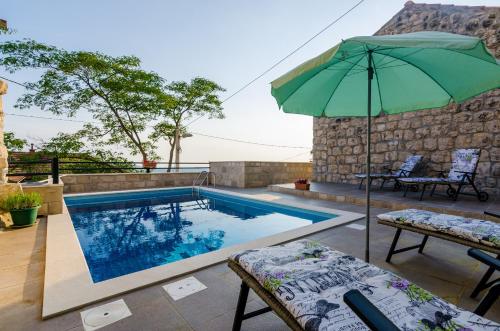  Villa Luciana, Unterkunft in Čilipi