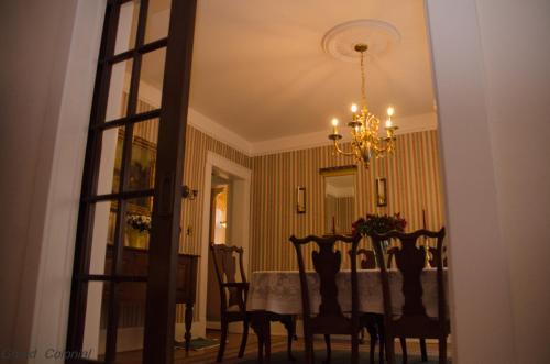 Grand Colonial Bed and Breakfast - 편의 시설/서비스