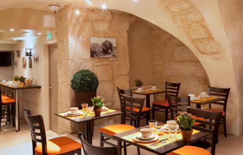 Hotel Saint Honore - image 13