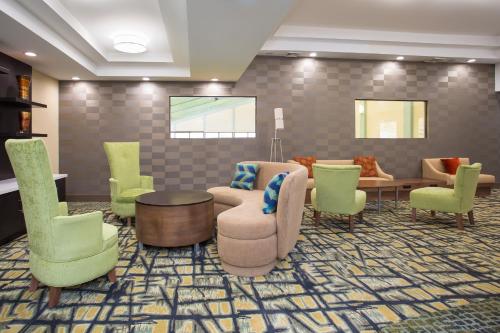 Best Western Plus New Englander - image 2