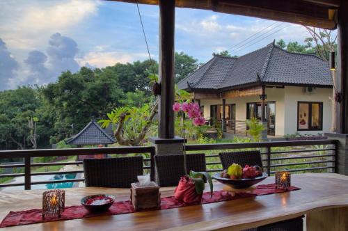 VILLA CAHAYA Perfectly formed by the natural surrounding and Balinese hospitality