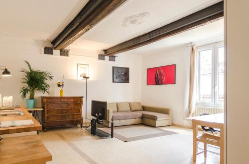  Petroni apartment in Bologna