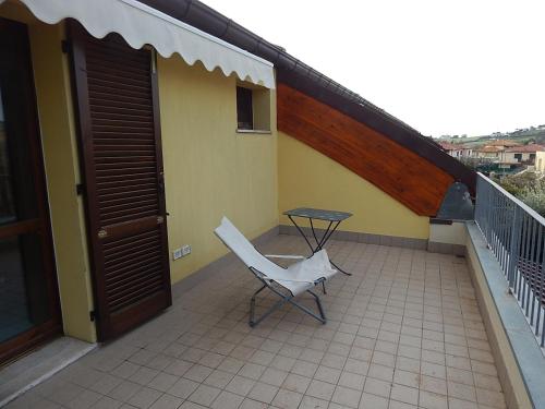 N186 - Numana, nuovo bilocale con piscina