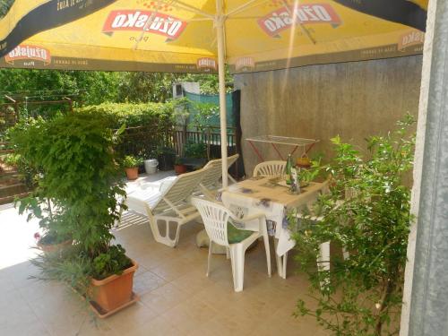 Apartment Artusi 2