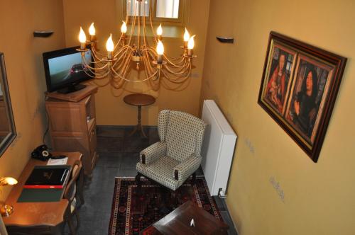 Duplex Suite with Garden View image 3