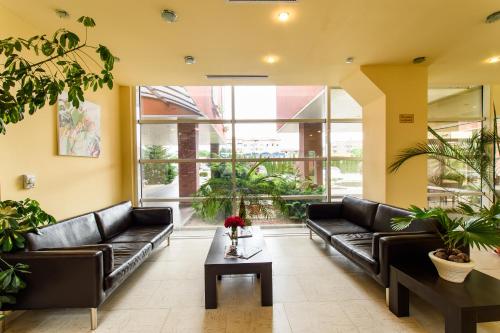 Hotel Torontal - image 6