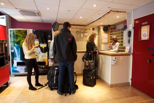 Auberge Internationale des Jeunes - image 2