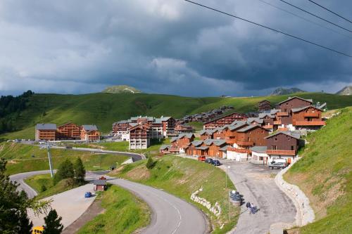 Madame Vacances les Chalets des Alpages - image 4