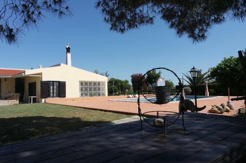  E- Countryside Guesthouse Bedroom 1 in Odiáxere