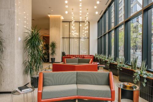 143242459 Fairlane Hotel Nashville, by Oliver