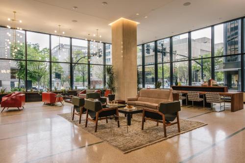 143242471 Fairlane Hotel Nashville, by Oliver