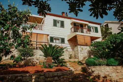 Apartments Doulos - main image