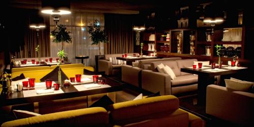 Restauracja, Voyage Hotel in Karagandy