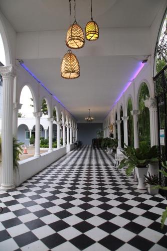 Westgate Residence Hotel in Nonthaburi