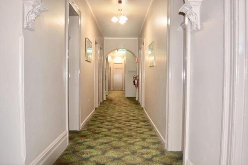 Commercial Hotel Motel Lithgow