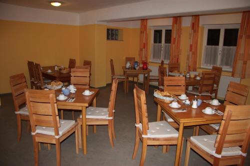 Restoran, Gastezimmer am Bauernhof in Behamberg