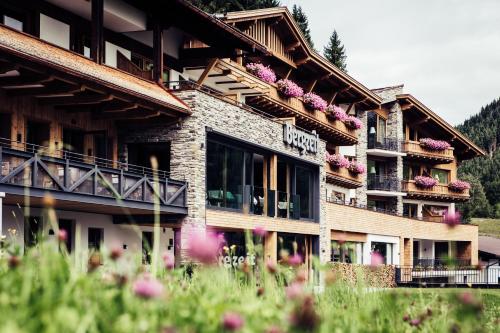 Biohotel Bergzeit in Zöblen, Österreich