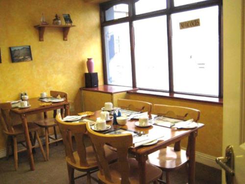 The Anchorage Guest House - image 2