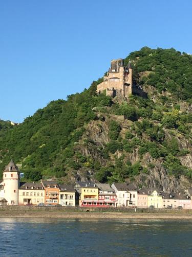 Közeli látványosságok, Kleine Pearl in Sankt Goar városközpont