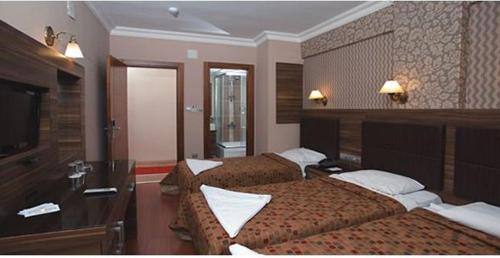 Hotel Bazaar Set in a prime location of Istanbul, Hotel Bazaar puts everything the city has to offer just outside your doorstep. The property features a wide range of facilities to make your stay a pleasant experi