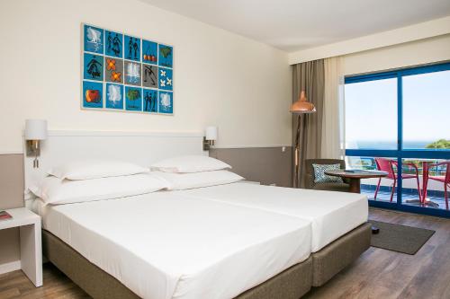 Hotel Pestana Cascais Ocean & Conference Aparthotel - image 2