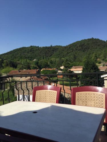 Gîte Les 7 Collines gîte à louer Sécheras