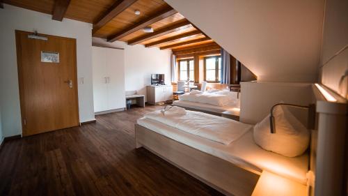 Gasthaus Zur Fahre in ไกรฟวาลด์