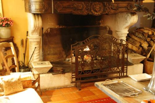 La Maison sur la Colline - image 10