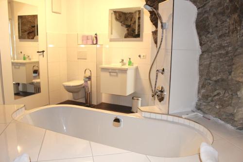 Fürdőszoba, Ferienhaus in Langenlois in Langenlois