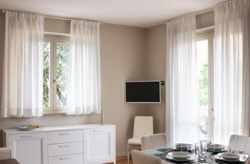  2-bedroom apt, with balcony & aircondition - 50 m from the beach in Marina di Pietrasanta