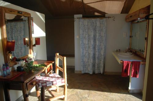 Maneaters Room Type - Double Room