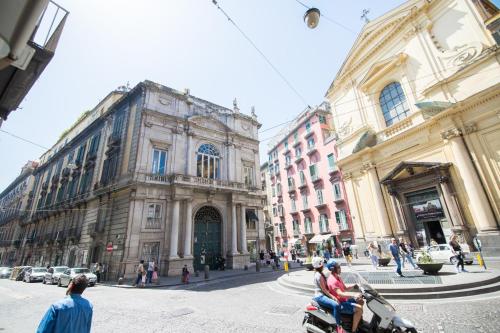  Palazzo Doria d'Angri Suites, Pension in Neapel