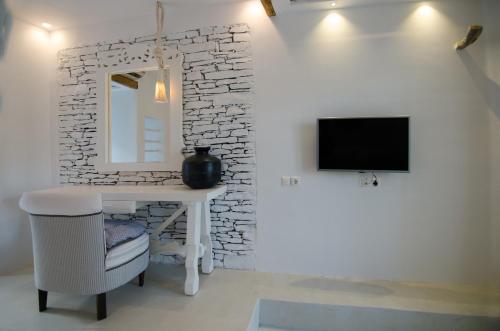 Levantes Ios Boutique Hotel - main image