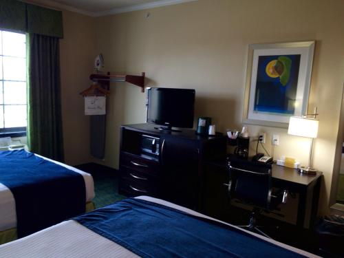 Queen Room with Two Queen Beds