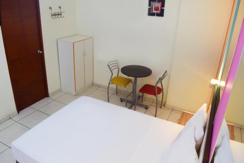 Hotel Colors Canada – Lima