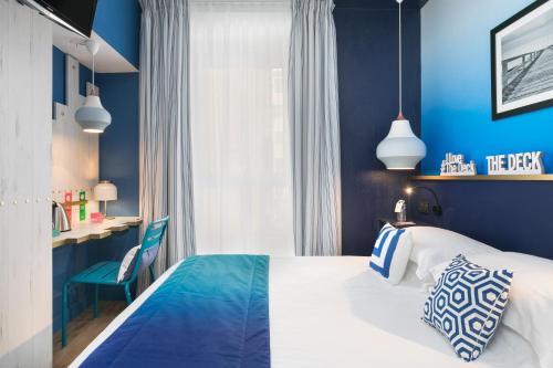 The Deck Hotel by Happyculture - image 14