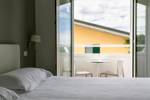 Hotel Saviola - image 2