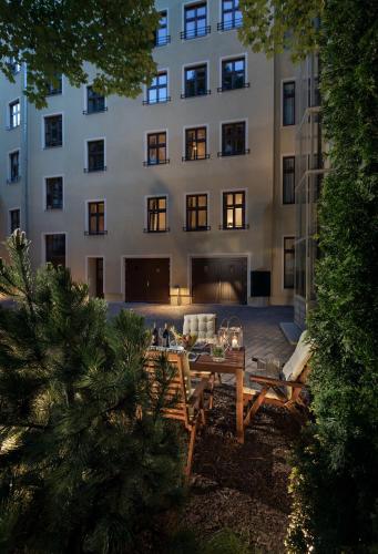 Luxoise Apartments - image 5