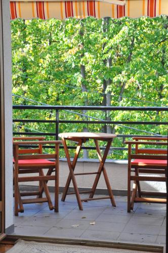 شرفة/ تراس, Apartmani15 in Arandjelovac