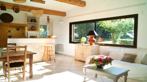 Facilities, Nakato in Frejus