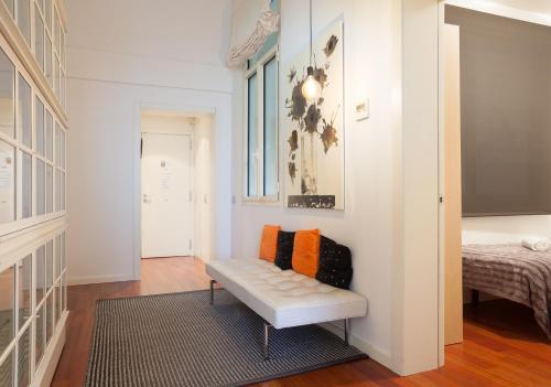 Akira Flats Plaza Catalunya Centric apartments - main image