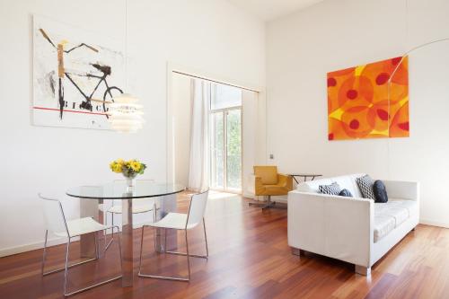 Akira Flats Plaza Catalunya Centric apartments - image 10