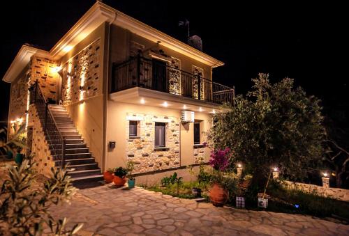 Charisma Luxury Apartments - image 2