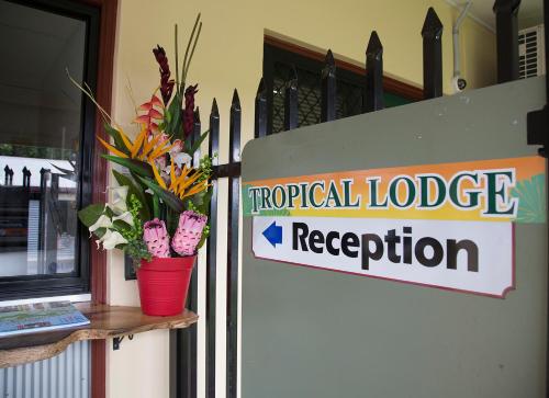 Tropical Lodge