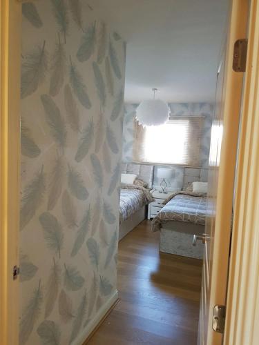 Glasgow Central Station SKYLINE Apartment with Parking (2 bedrooms, 2 bathrooms, 1 living room-Kitchen)